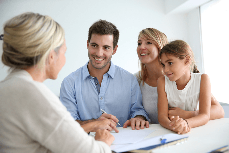 How to have a productive family meeting about estate planning